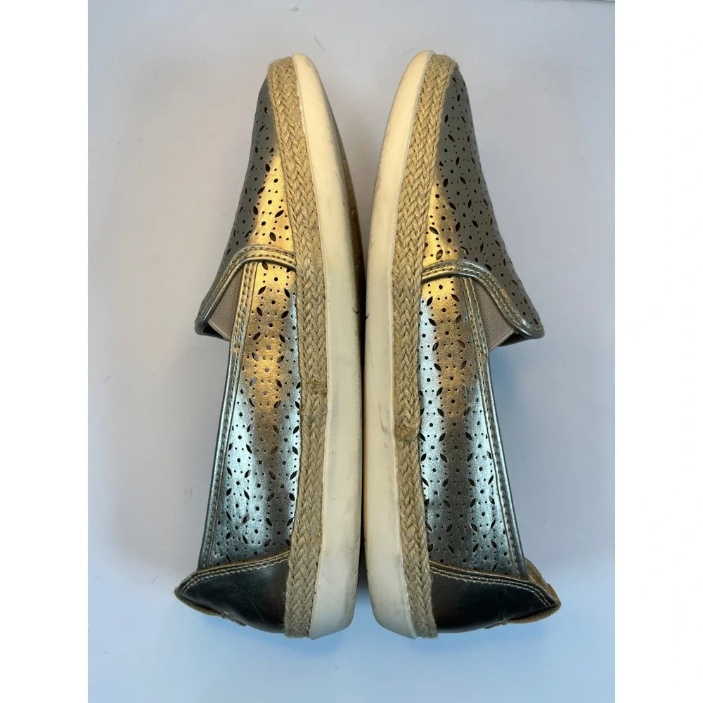 Earth Spirit Womens Gold Metallic Laser Cut Espadrille Slip On Loafers Size 9